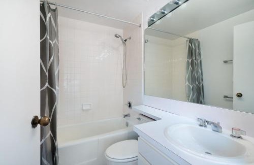 Upper West Side Apartamento | Contemporary 2 Bed 2 Bath Apt Bright and Sunny