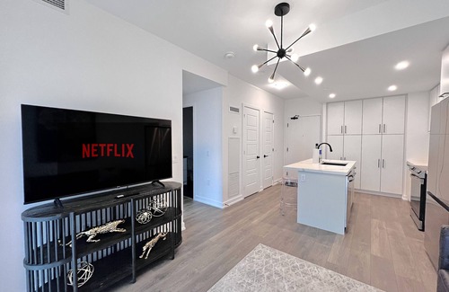 Innisfil Condominio | Contemporary Condo At Friday Harbour Resort!