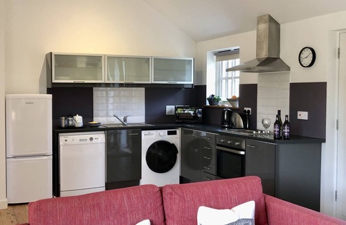 Penryn Cabaña | Cabaña contemporánea para 2 personas (más bebé) en un entorno rural cerca de Falmouth