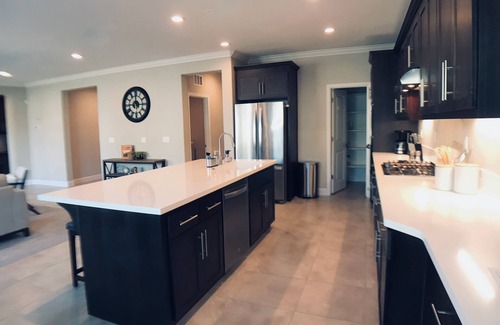 Lodi Casa | Contemporary Home close to bike trail, town, and countryside