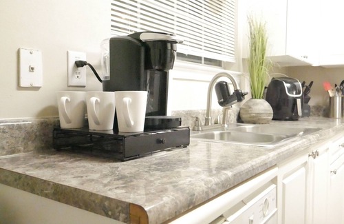 McDonough Casa | Contemporary Home Near ATL - Ideal For Work & Play - Mcdonough, GA