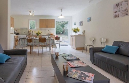 Asserac Cabaña | Casa contemporánea tranquila con jardín cerca del mar