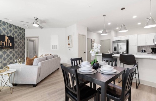 East Raleigh Apartamento | Contemporary Living 5 Min From Downtown