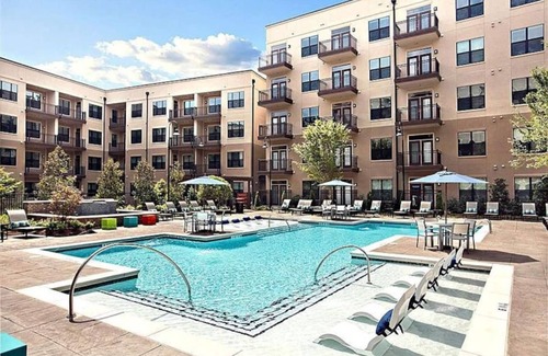 Loring Heights Apartamento | Contemporary Midtown Apt., Near Atlantic Station