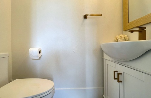 Hockinson Otro | Contemporary Modern Farm House on 50+Acres