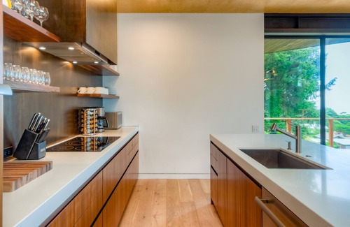 Neahkahnie Beach Casa | Nuevo hogar contemporáneo con vista al mar