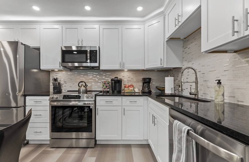 New Richmond Apartamento | Contemporary One Bedroom In Beautiful River Town