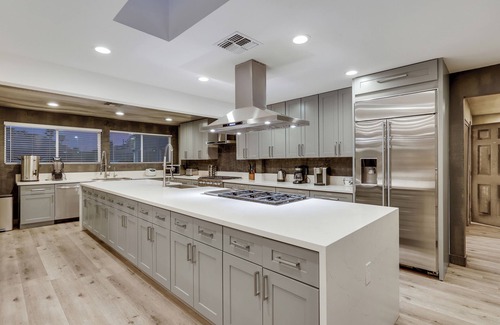 Las Vegas Villa | Contemporary Private Villa w/ Pool, Sports Court & Near Strip!