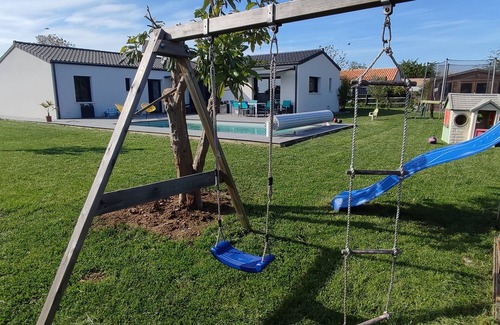 Tonnay-Charente Casa | Villa contemporánea con piscina