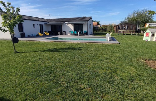 Tonnay-Charente Casa | Villa contemporánea con piscina