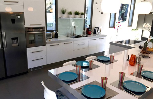 Lambesc Villa | VILLA CONTEMPORÁNEA 280m² cerca de Aix en Provence
