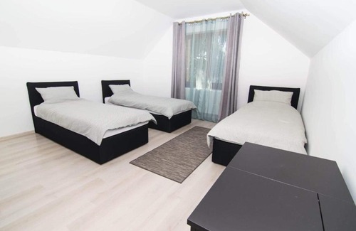 Sfantu Gheorghe Cama Y Desayuno | Continental Boutique Rooms