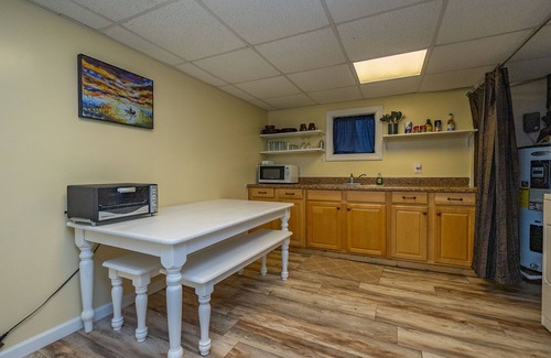 Augusta Apartamento | Contract Work in Augusta? Comfort Meets Calm — Private Riverfront, Scenic Views