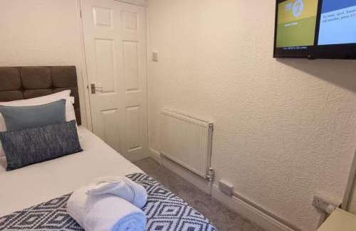Port Talbot Casa | Contractor Base - Flexible Parking - Smart TVs in Rooms