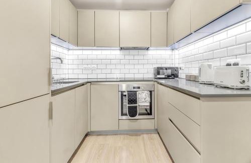 Bedford Apartamento | Contractors Gem, 2 bed, sleeps 6, bathroom & ensuite