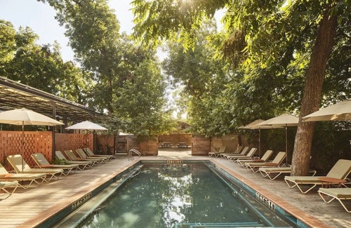 Barton Heights Casa | Convenience & Comfort, Pet-Friendly Property! Near Texas Capitol Building!