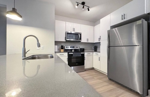 East Ybor Apartamento | Convenient 2 BR Central Tampa, Minutes to Downtown