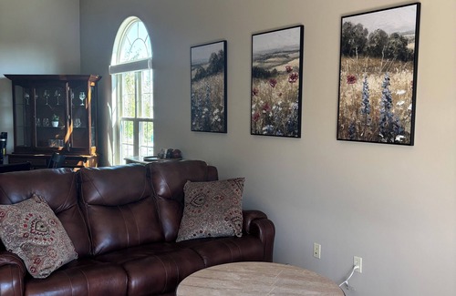 Washington Casa | Convenient 4-bedroom house, close to everything