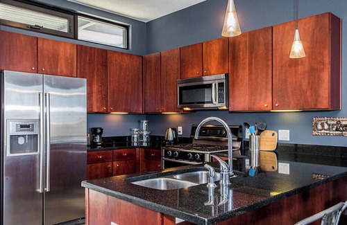 Zilker Condominio | Convenient Condo Near Zilker & Barton Springs!