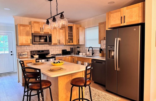 Concord Casa | Convenient Cozy Concord Retreat Near Charlotte Motor Speedway & Downtown