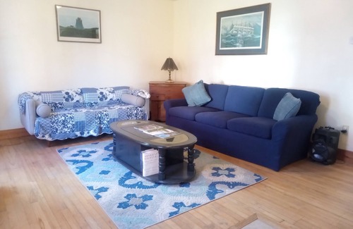 Thomaston Casa | Convenient, Cozy, Mid-Coast Maine Cottage