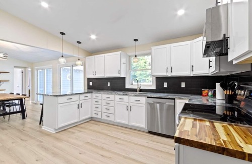 Indianapolis Casa | Convenient Location, Great Backyard
