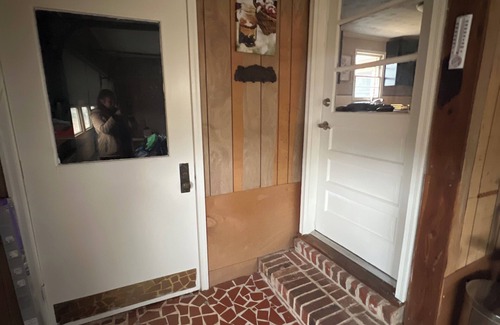 Greer Casa | Convenient Location-Private watch the sun come up over a beautiful pasture