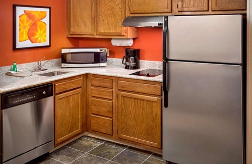 Bethlehem Complejo | Convenient Tourist Location! Free Breakfast, Kitchen, Seasonal Outdoor Pool!
