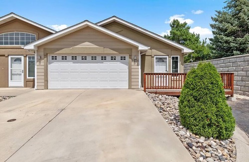 Rapid Valley Casa | Convenient Townhouse - Near Airport