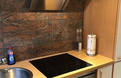 Zwingenberg Apartamento | Conveniently Located Executive Apartment