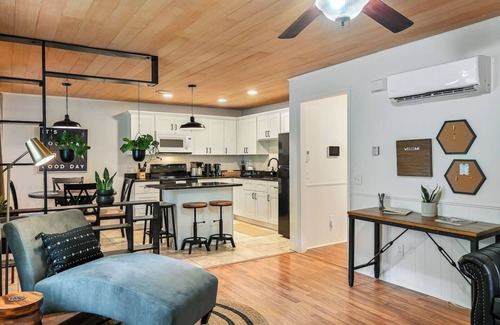 Woodfin Casa | Conveniently located only 10 minutes from Downtown Asheville!