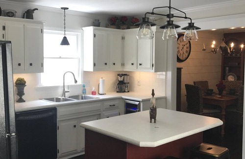 Bardstown Casa | Acabamos de abrir y recién remodelado. Casa Grigsby en Historic Bardstown