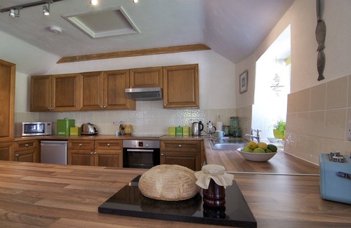 Saint Erth Praze Casa | The Little Barn es una reconvertida Cornish Granito "mazorca" Granero
