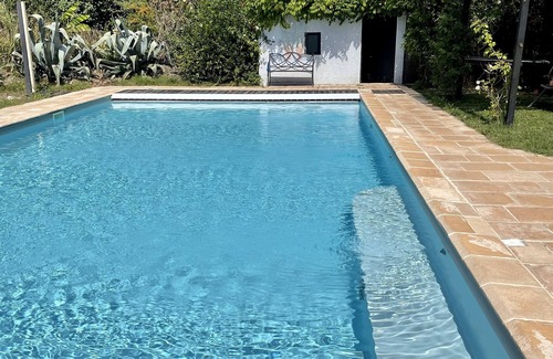 Anan Casa | FLEURIE HOUSE A HAVEN OF PAZ PISCINA PRIVADA 12 por 6 metros