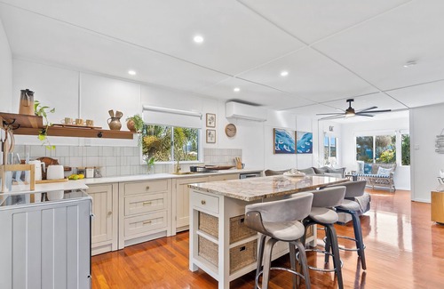 Cooee Bay Casa | Cooee Bay Beach House - Pets on Approval!