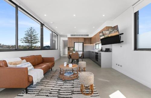 Coogee Apartamento | Coogee Beachside Penthouse #7 - 2BR, Pet-Friendly with Ocean Views