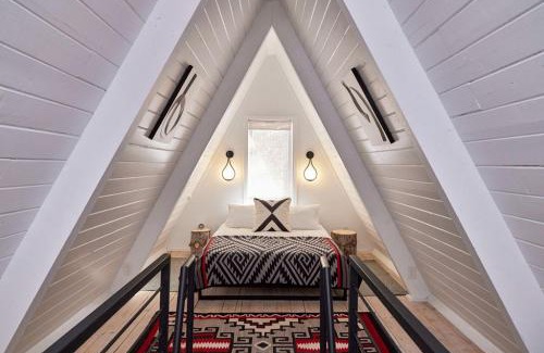 Canoncito Chalet De Esquí | Cool A-Frame Cabin Rental in New Mexico, for Unforgettable Vacations on the Pecos River