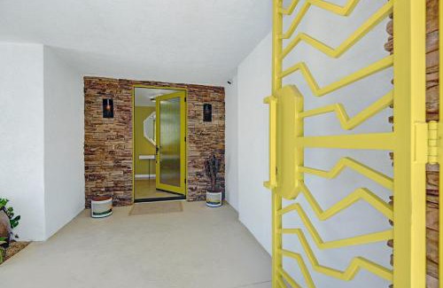 Indian Canyon Casa | Cool Camino - Alice Lodging