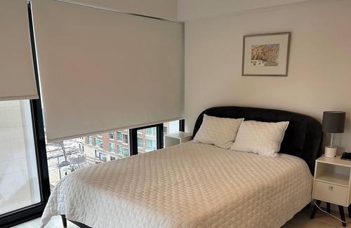 Bloor-Yorkville Condominio | Cool vibe In the heart of Toronto, best restaurants and trendy shopping.