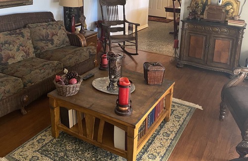 Blue Mountain Casa | Coombs Manor on the Mountain