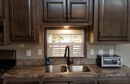 Fly Creek Casa | Coop Diamonds Luxury Rentals @ Honey Joe Acres