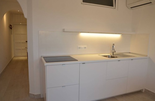 Es Pujols Apartamento | Copacabana12: Luminoso apartamento en el centro de Es Pujols
