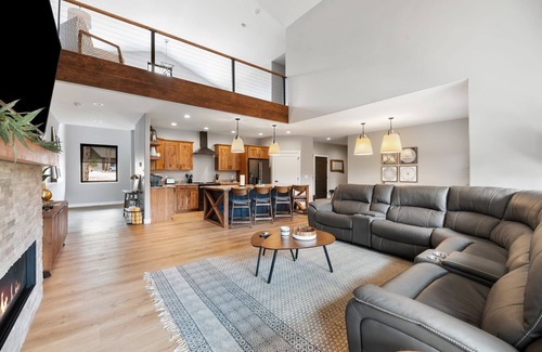 Lead Casa | Copper Skies Lodge In Powder House Pass