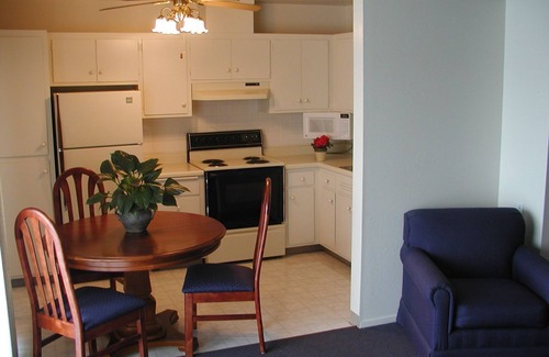 East End Apartamento | Coral Reef Inn & Suites