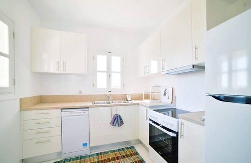 Santa Maria Casa | Coral Villa With 4 Bedrooms in Paros