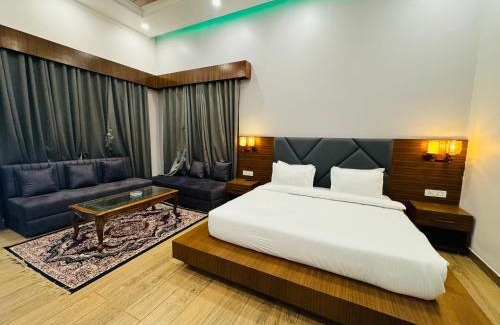 Garjia Hotel | Corbett Tusker Villa