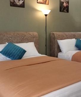 Kota Warisan Apartamento | Core Soho Suites KLIA sepang Free WifI by Ezy Home