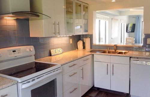 Oceanmarsh Subdivision Condominio | Frente a la playa, espaciosa villa de lujo de 2 dormitorios en esquina, vistas espectaculares!