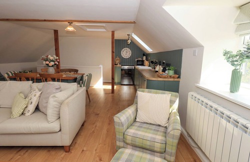 Penrith Cabaña | CORNER COTTAGE, pet friendly, character holiday cottage in Penrith
