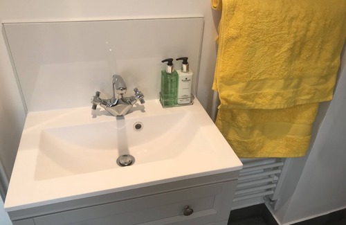 Cricket Malherbie Cama Y Desayuno | Corner House